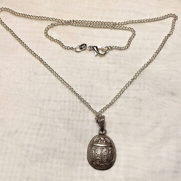 Necklace - Picture 1 of 4